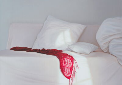 Bett mit rotem Tuch, 2019, 100x140