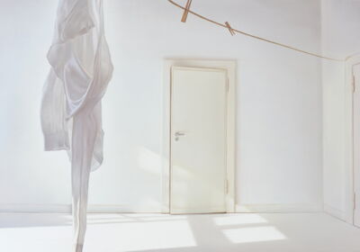 Zimmer mit weißer Jacke, 2012, 130x200