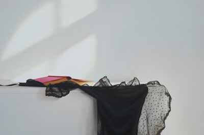 Buch mit Schwarz, 2013, 70x100